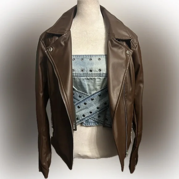 NWT Fashion Nova SZ XS blue denim strapless top w/belt accents/rear zip/bust 28” - Picture 10 of 12